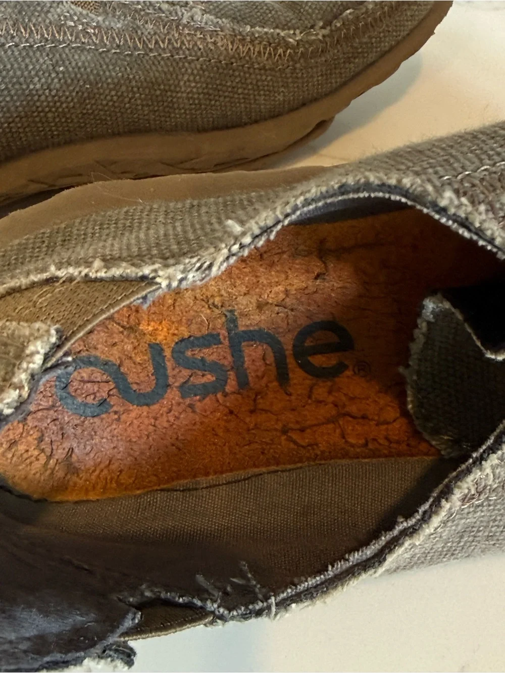 Cushe M Loafer Slipper Shoes Mens 8 Brown Canvas Slip On Moc Toe Comfort